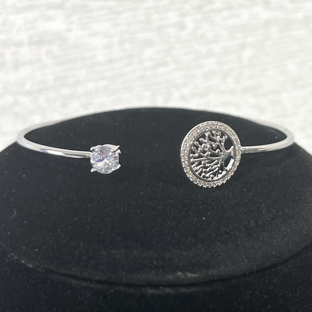 LAST ONE! Tree of Life - White 14K Gold Adjustable Bracelet Tree Of Life - Picture 2 of 10